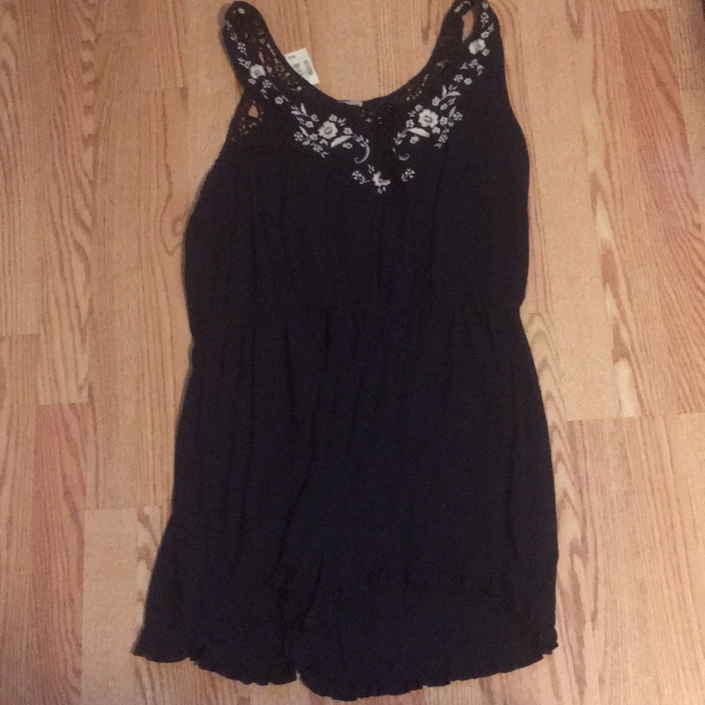 Aero romper - Picture 1 of 1